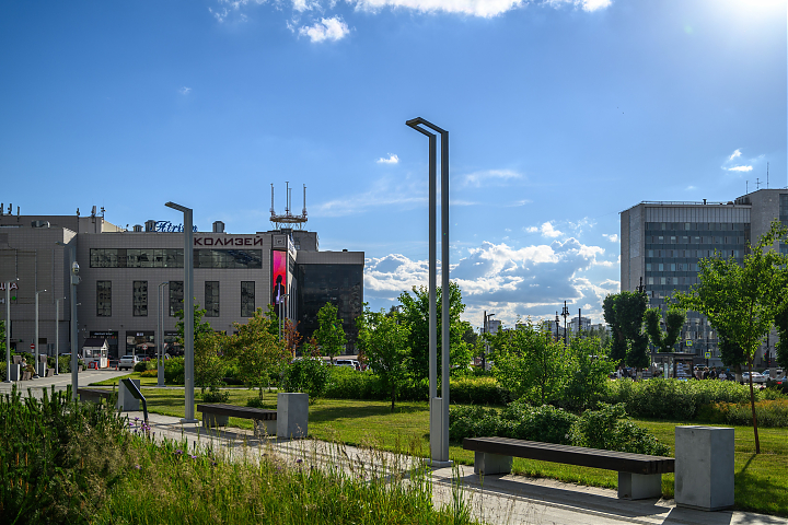 Сквер у гостиницы Урал, Пермь